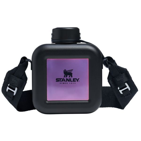 Stanley 25 OZ Canteent In Black Chroma